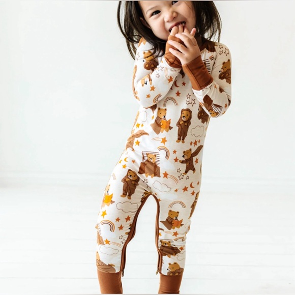 Little Sleepies Kids Unisex Onesie Beary Sleepy Crescent Zippy. Size: 12-18 Mos. - Picture 9 of 11